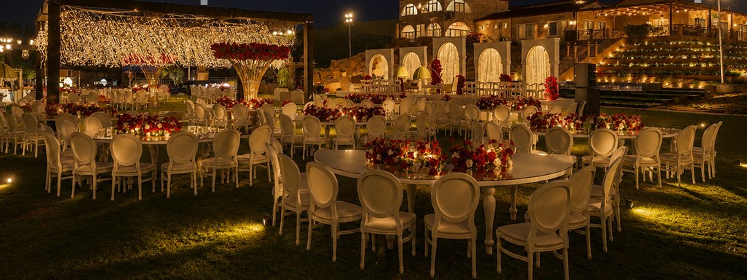 Evening wedding reception set-up by Wedmin